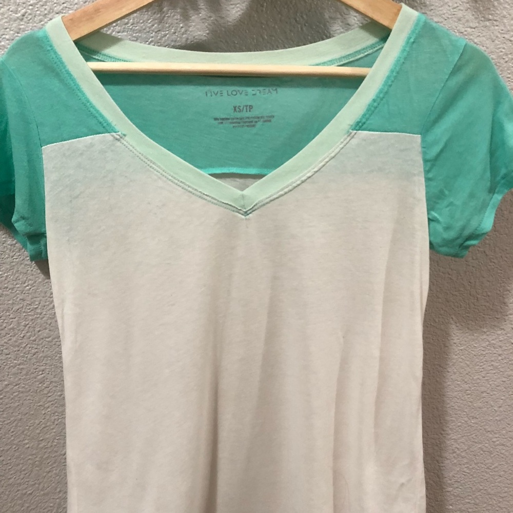 Simple cotton tee